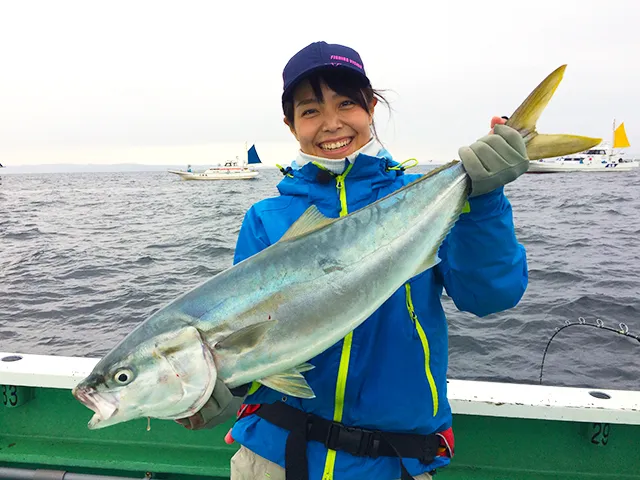 大漁！関東沖釣り爆釣会 その140 近場の大物釣りに初挑戦！剣崎沖のワラサ