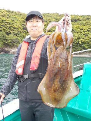 釣り船 久勝丸の2024年5月2日(木)2枚目の写真