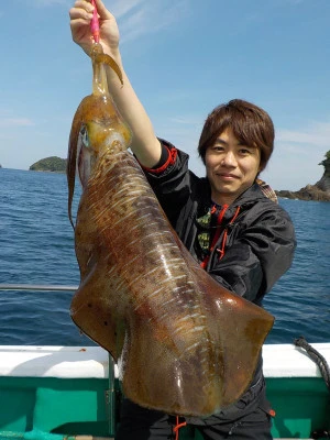 釣り船 久勝丸の2024年5月3日(金)1枚目の写真