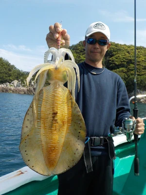 釣り船 久勝丸の2024年5月3日(金)3枚目の写真