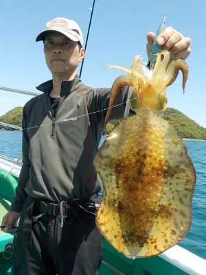 釣り船 久勝丸の2024年5月5日(日)5枚目の写真