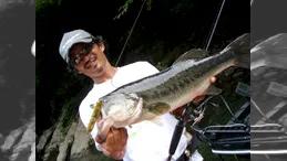TOP WATER BASSFISHING その魅力とテクニック