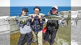 「釣り天国！石見」を訪問 茜香おねぃさんが釣り番組を密着リポート