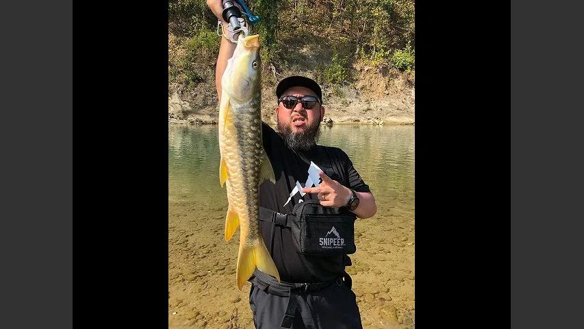秘境ネパール巡礼の釣り旅 ヒマラヤに棲む神の魚たち