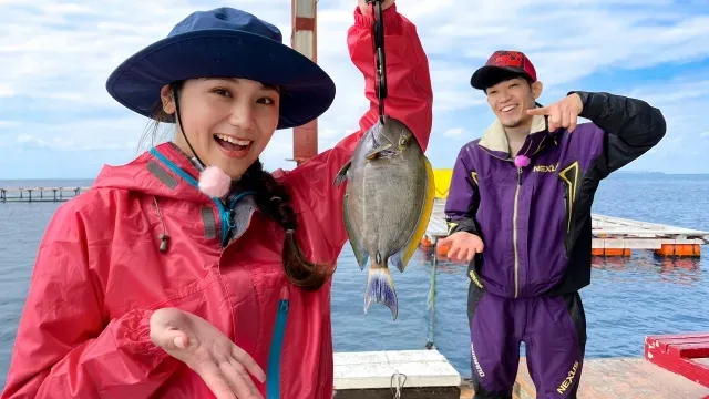 美らつり沖縄 2 うーとーとぅ 海上筏で釣りまシーサー