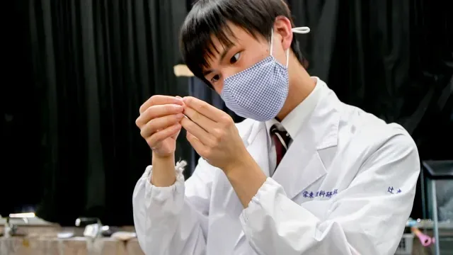 放課後をサボるな！ 4 海の未来を創造する高校生研究者たち