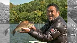 36　一碧湖 華麗なる初夏の舞