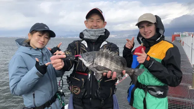 関西発めちゃめちゃ釣りたい！ 24 海釣り公園でエビ撒き釣りに挑戦