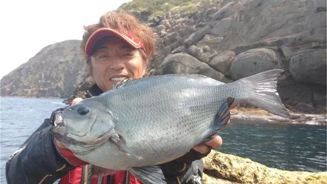 磯を駆ける