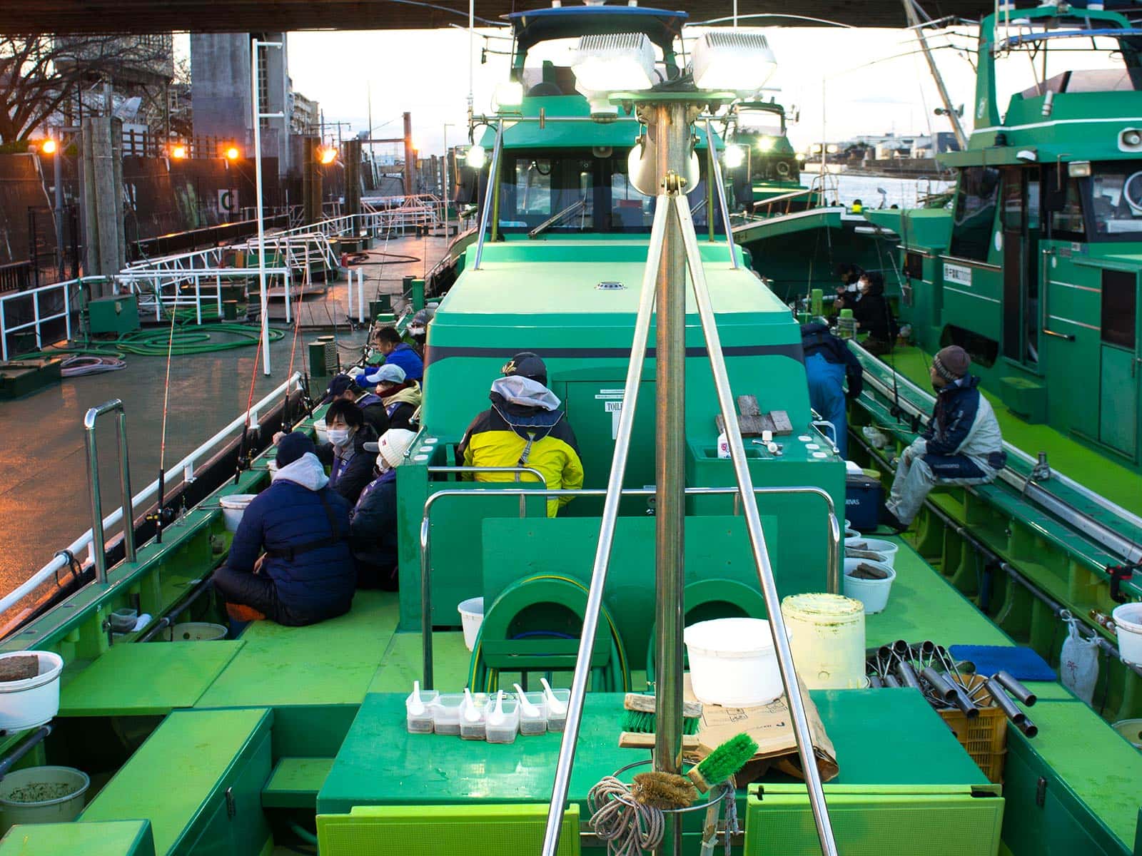 平日でも大人気!コマセ釣りは人が多い方が魚が寄る