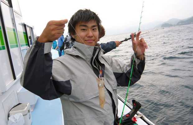 千葉県内房 勝山沖のマルイカ大人気 釣りビジョン マガジン 釣りビジョン