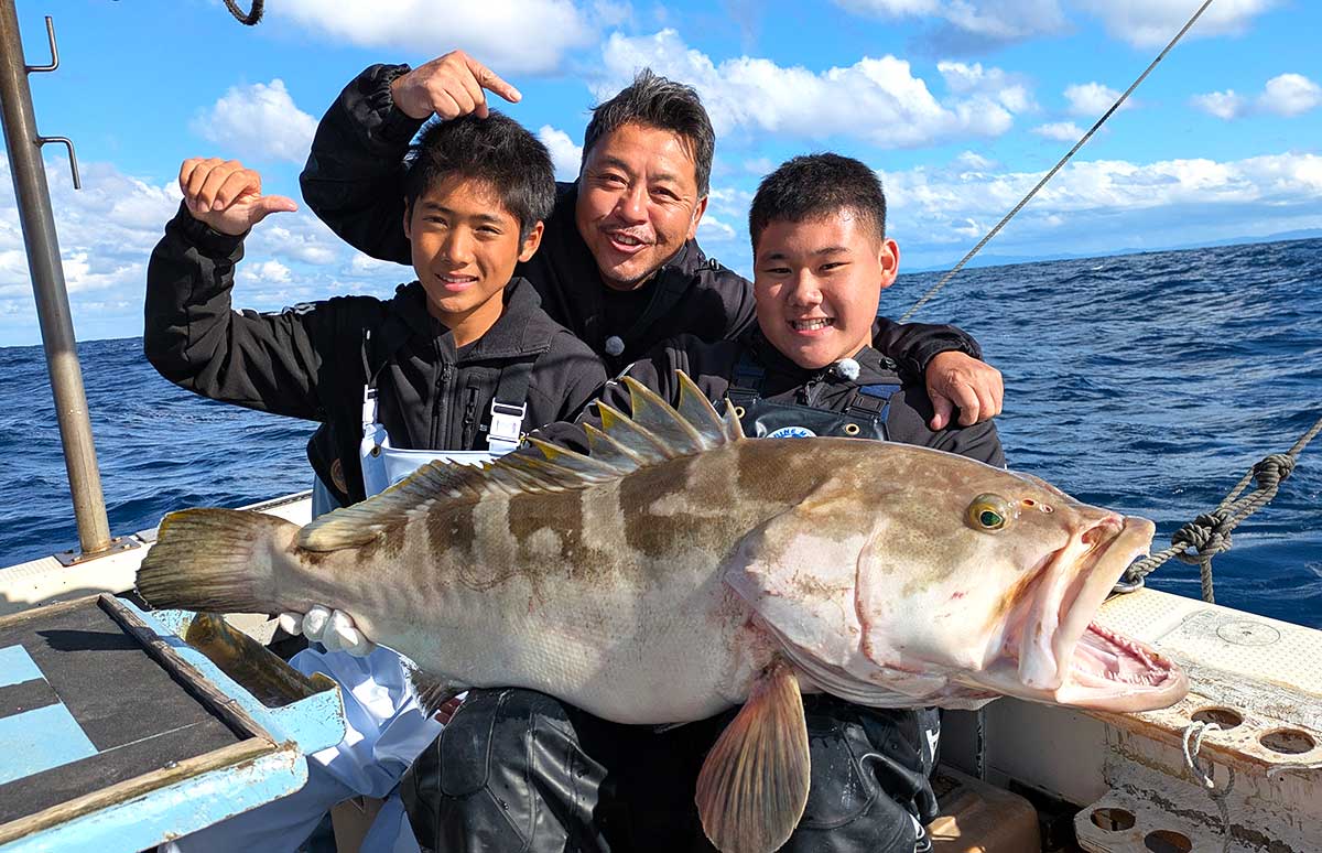 釣り吉さん　二戔五分　大朝鮮　開國五百四年　釣り吉さん 釣り吉さん 二戔五分 大朝鮮 開國五百四年 釣り吉