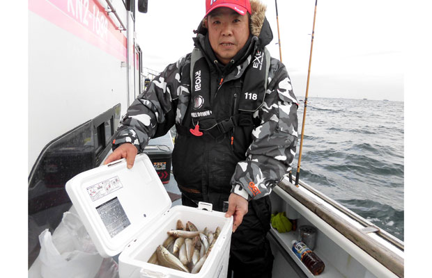 神奈川県・横浜本牧発、東京湾のシロギス、良型・束釣り・“絶好釣”！