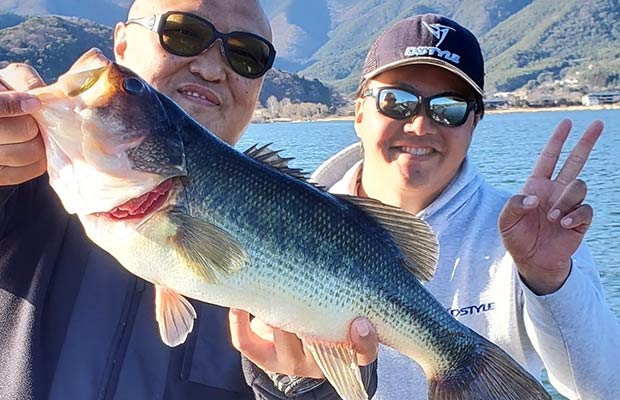 水温一桁 真冬の山梨県 河口湖攻略 守る 攻める 釣りビジョン マガジン 釣りビジョン