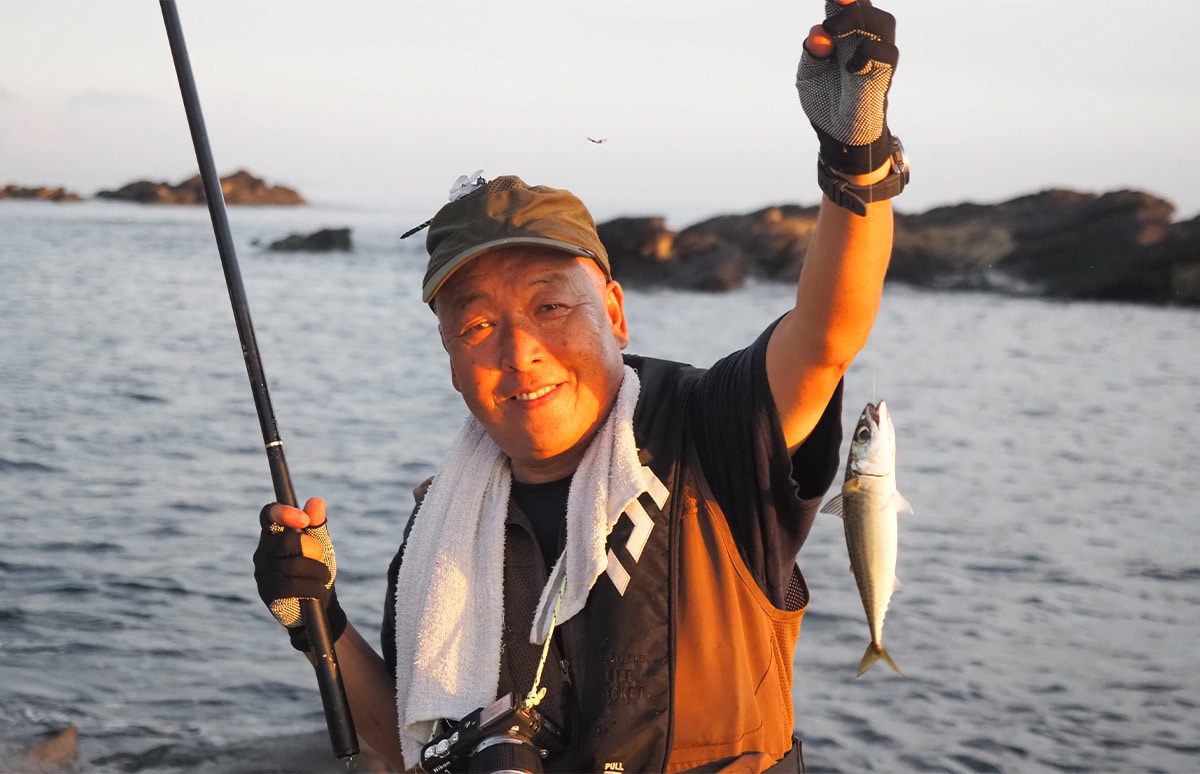 神奈川県・城ヶ島、延べ竿で楽しむ“魚種探索”の磯釣り！
