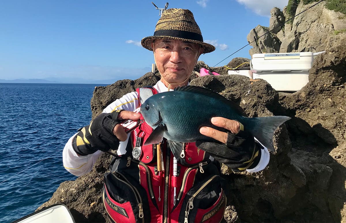 絶景の沖磯でオナガグレ ブダイ タカベなど 八目 達成 釣りビジョン マガジン 釣りビジョン 絶景の沖磯でオナガグレ ブダイ タカベなど 八目 達成 釣りビジョン マガジン 釣りビジョン