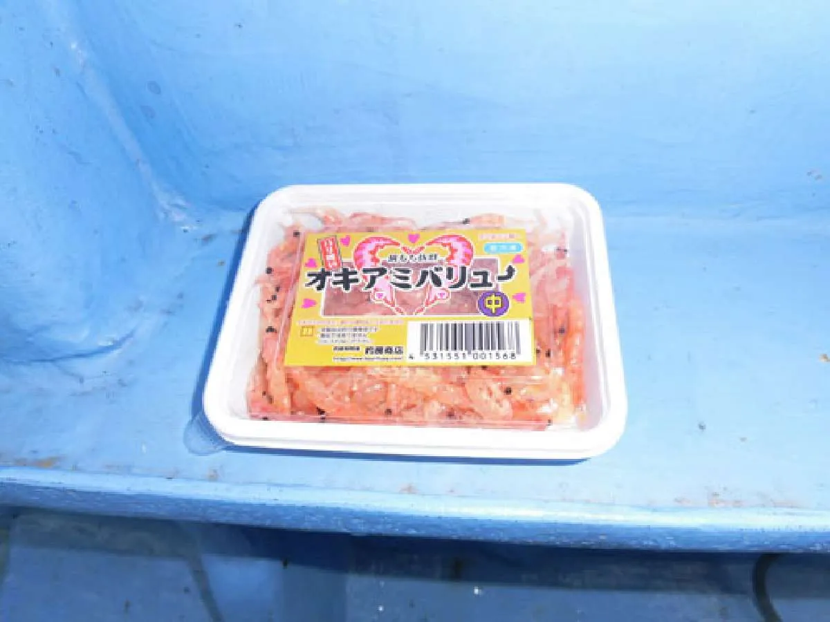 付け餌のオキアミ