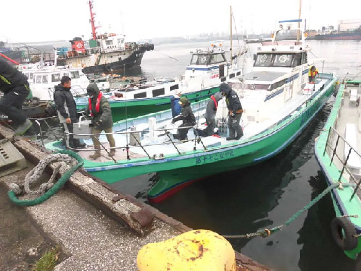 ルアー釣りの醍醐味と冬の味覚で大満足！