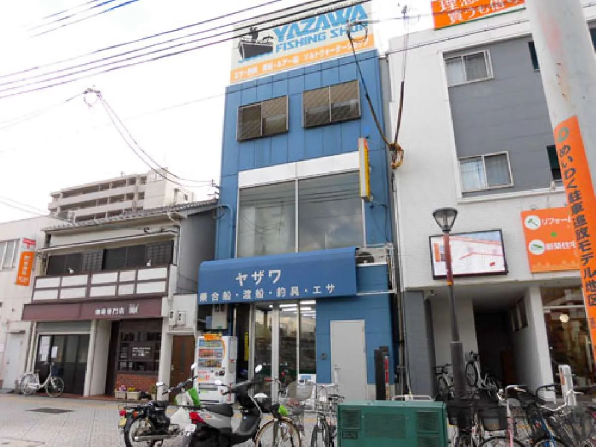 『ヤザワ渡船』店舗内では仕掛けも購入可能