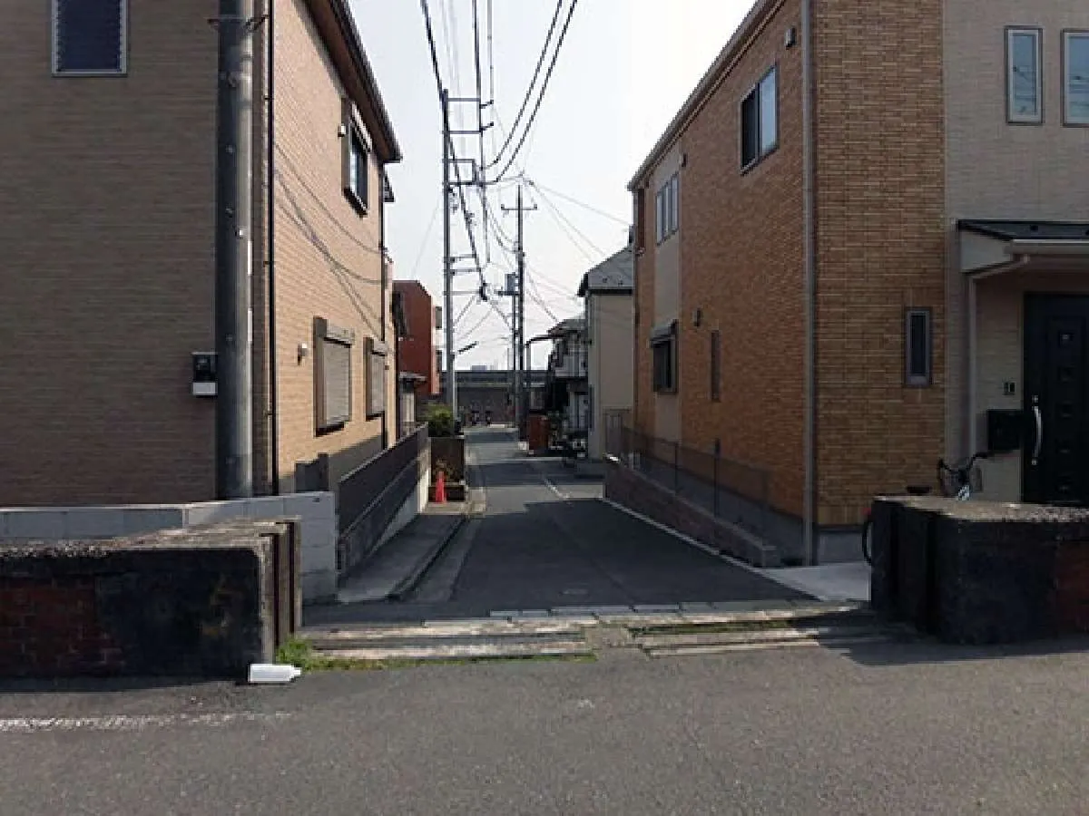 この奥30mの河川敷が船着き場