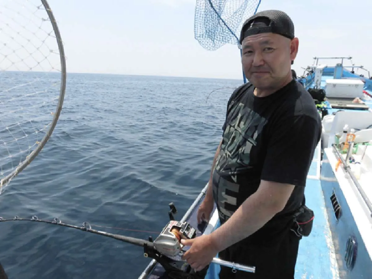 左舷胴の間の坂下さん