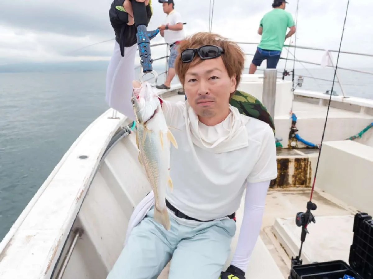 西尾さんはイシモチ。これも美味しい魚だ！