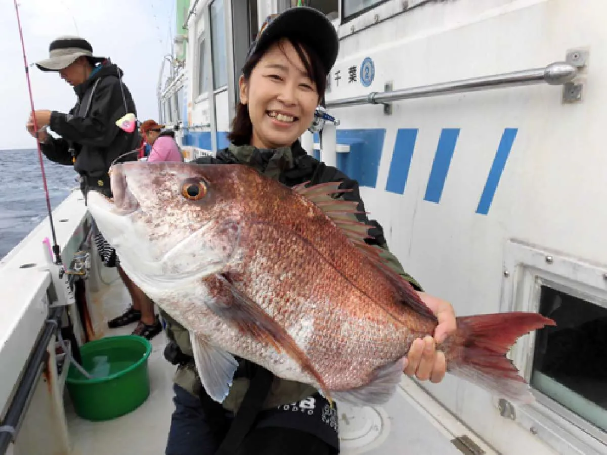 佐藤麻未さんが釣った初“大ダイ”3.7kg!