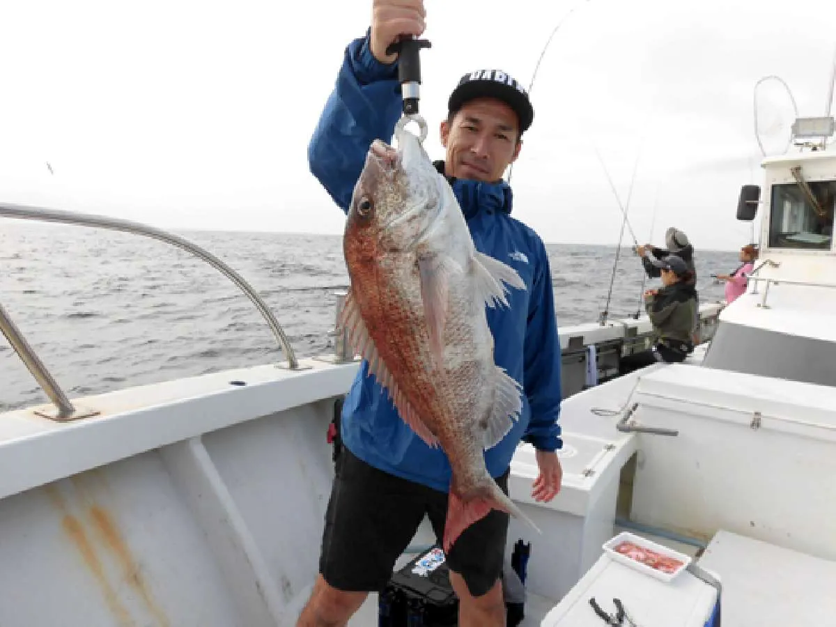 経験豊富な桑田さんも3.8kgの大ダイ！