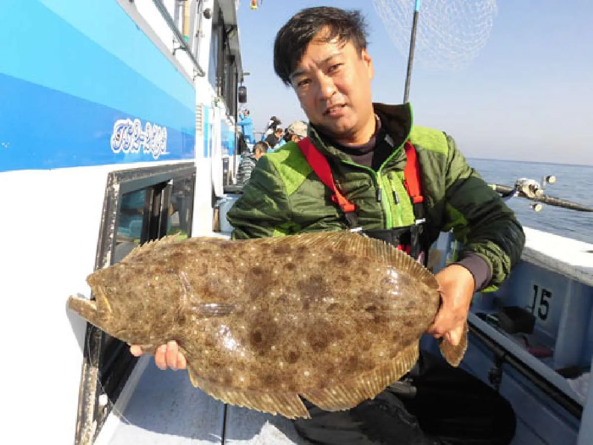 深場の沈船周りでも良型が