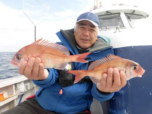 可愛いサイズもやはりマダイは嬉しい