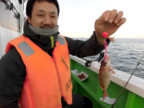 初めてのマダイ、日立沖はその近道