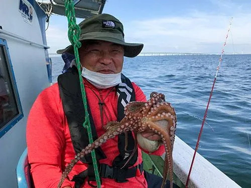 日頃のストレスをタコ釣りで解消