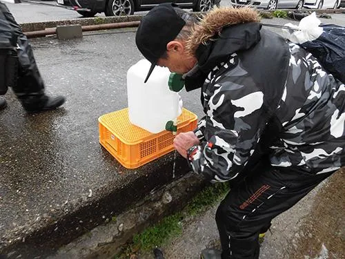 下船後は温かいお湯で手が洗える