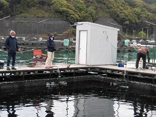 1筏に1つ、広々とした個室トイレが