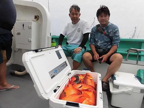 大型クーラー必携、衝撃的な釣果！
