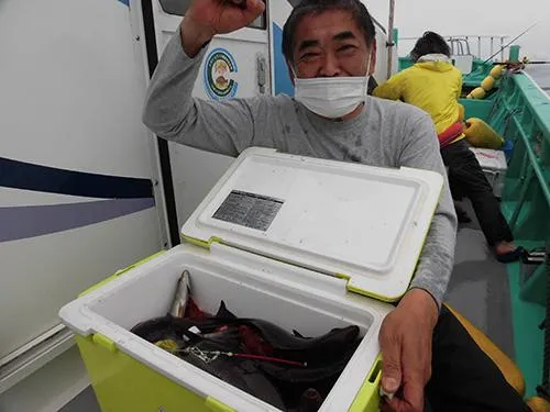 クーラー満タン、恵比寿顔の沖上がり♪