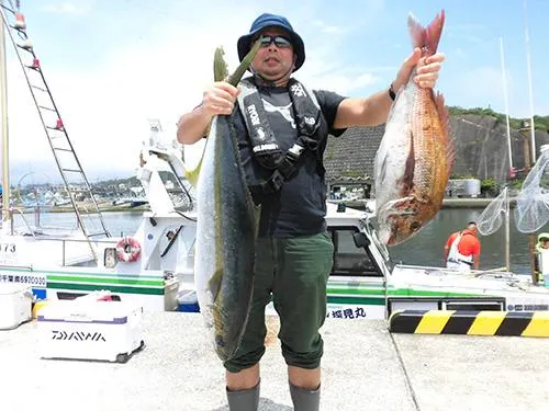 ヒラマサとマダイが交じりで！
