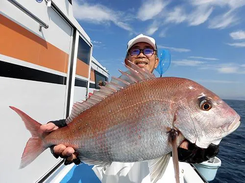 この日最大2.7kgのマダイ！