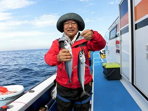 サバのダブル、良く引いた