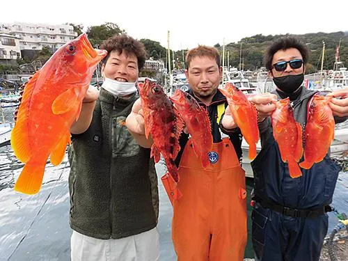 大きなアカハタも釣れた！