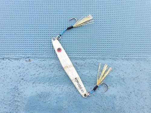 フックをこんな感じに前後に装着