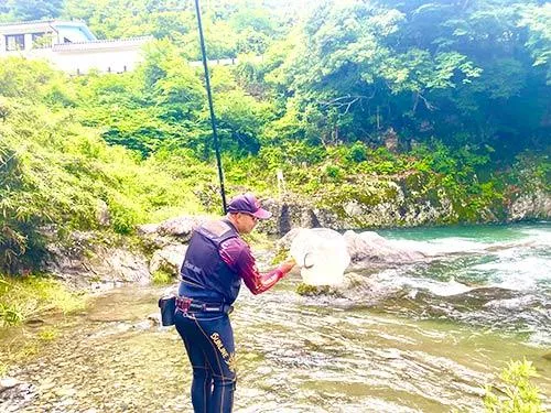 さすが！ナイスキャッチ！　釣り姿も勉強になる