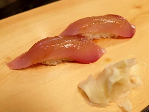自ら釣り上げた魚を頂く