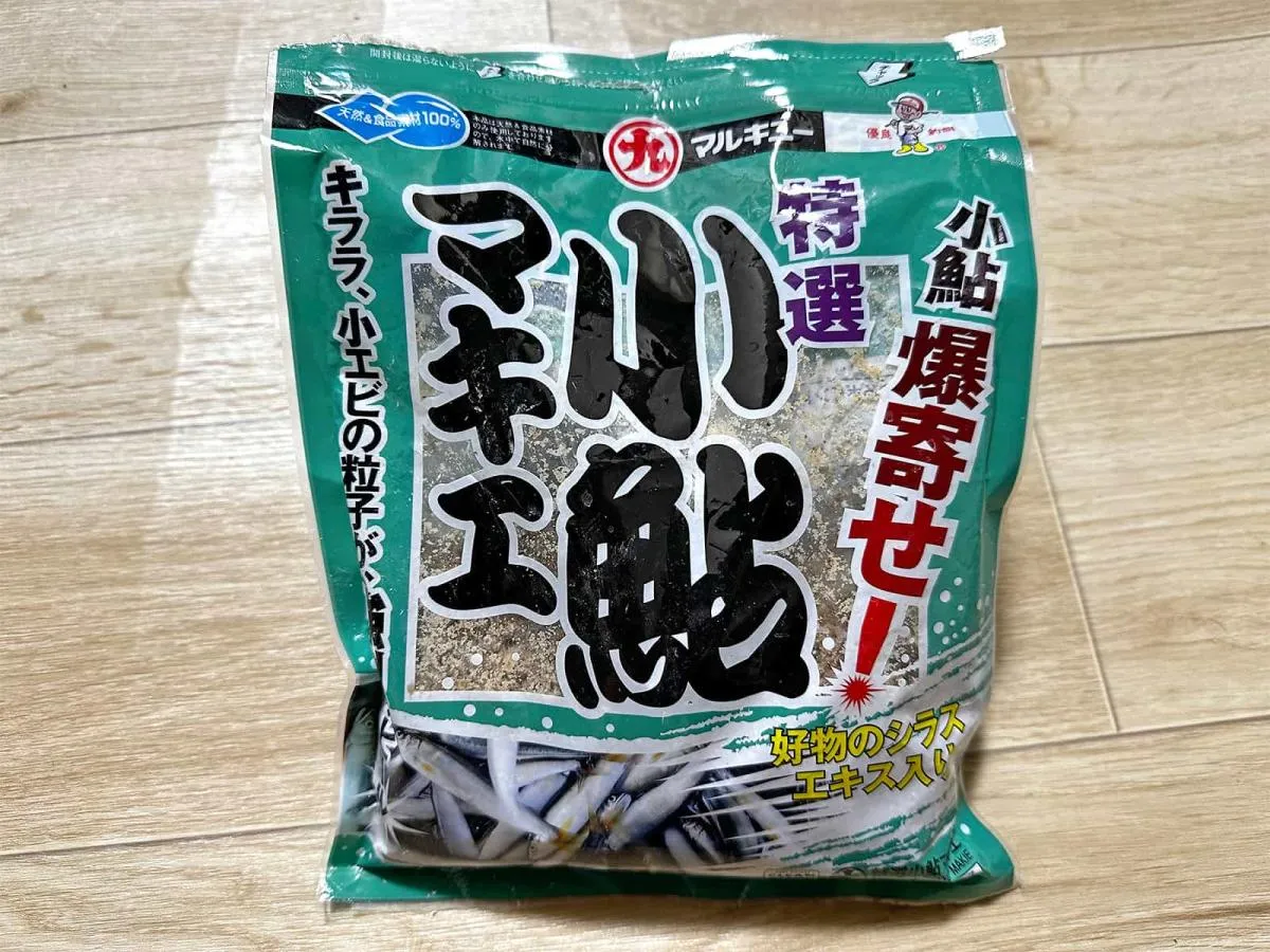 コアユの釣り道具その3。マルキユーの特選小鮎マキエ