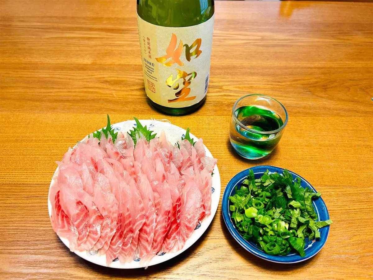 久しぶりに食べたイサキのお刺身は最高に美味しかった！