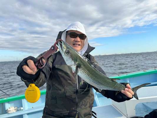 船中1本目は元気なサゴシ！ ©釣りビジョン