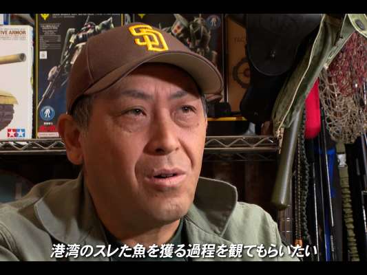 「（薮木の）シーバス激戦区である東京湾・港湾部で釣るための〝ルアーローテーション〟に注目して欲しい」。©釣りビジョン