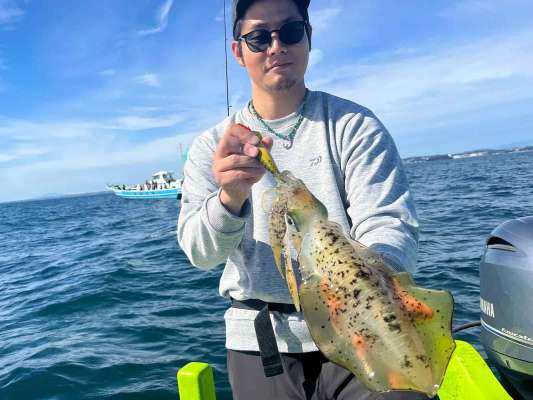 こちらは700gほどの食べごろサイズ。 ©釣りビジョン