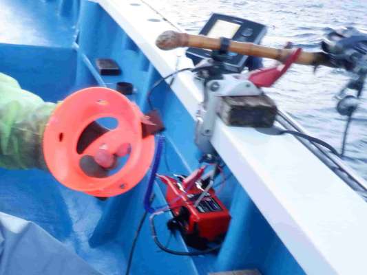 ハリスが長いので糸巻きを利用すると手前マツリが激減する。 ©釣りビジョン