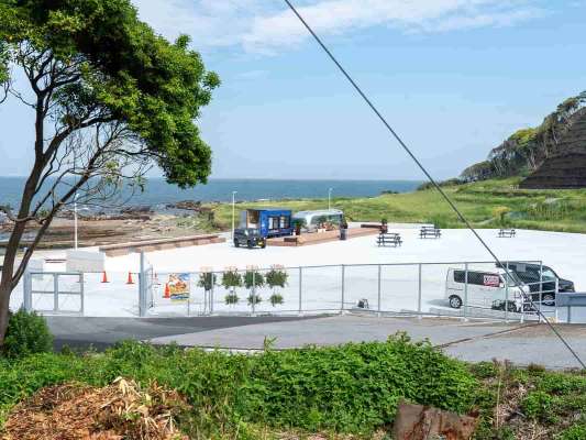 視界いっぱいに美しい景色が広がり、これから始まる体験への期待が高まる。 &copy;釣りビジョン